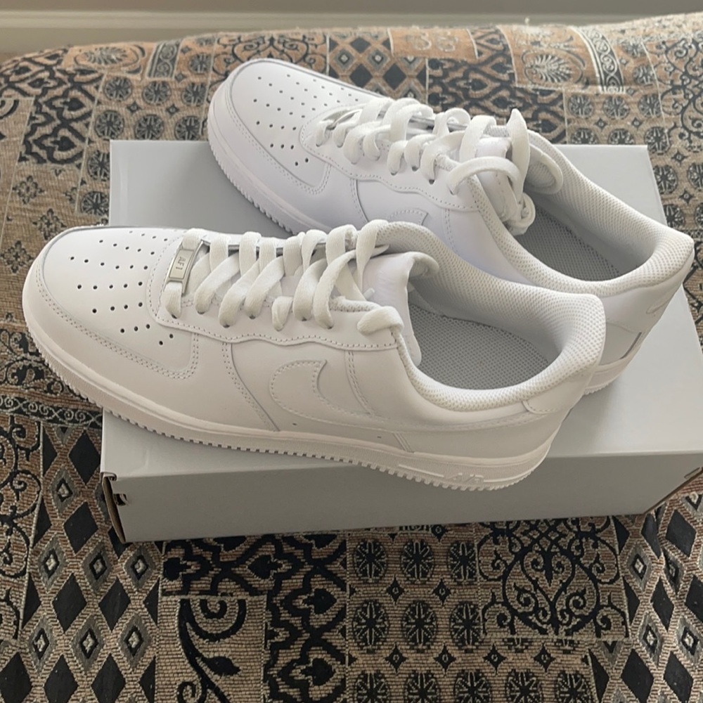 Women’s Air Force Ones Brand New Never Worn Size 9